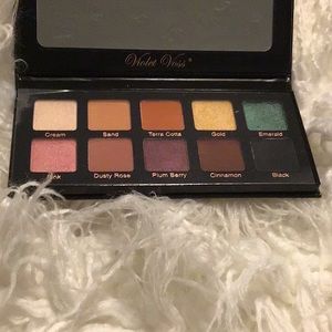 Essentials palette violet Voss